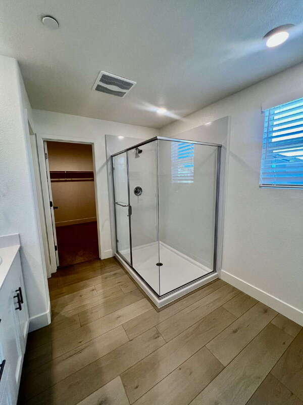 Building Photo - 3215 Center Dr