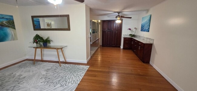 Building Photo - 2 bedroom 2 bath with Study den in Kailua!