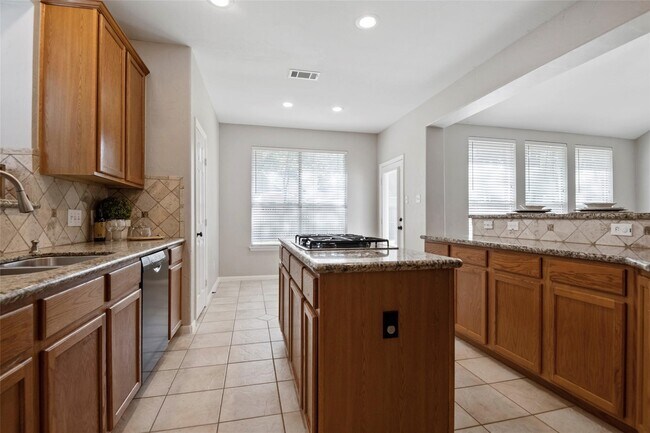 Building Photo - 35 N York Gate Ct