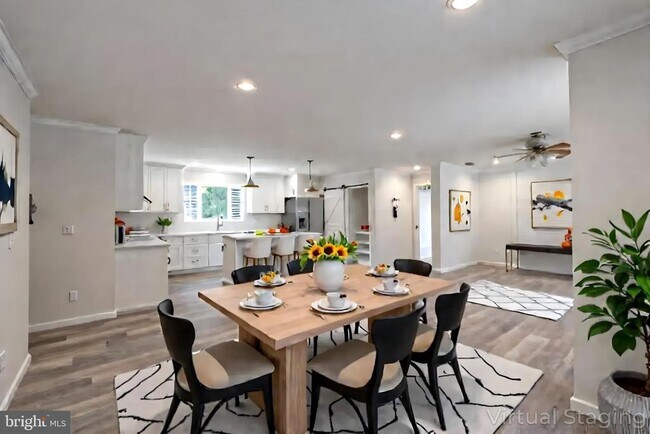 Building Photo - 307 Larkspur Rd