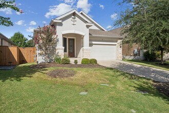 Building Photo - 305 Crossvine Trail