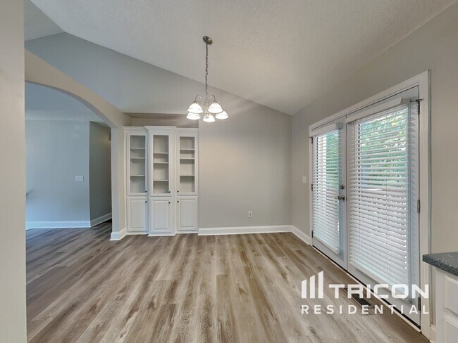 Building Photo - 16 Windrush Drive White GA