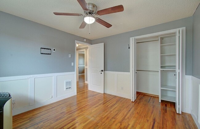 Building Photo - Welcome to this Beautifully Remodeled Ranc...