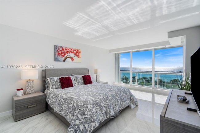 Building Photo - 2100 S Ocean Dr