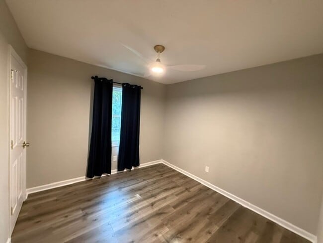 Building Photo - 429 Crow's Nest Ln