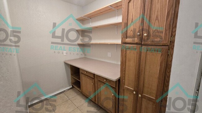 Building Photo - 4 Bedroom Rental in Del City