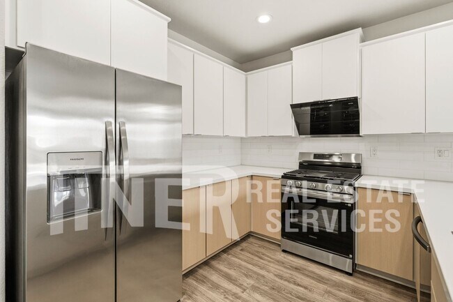 Building Photo - 1839 Dawnelle Way