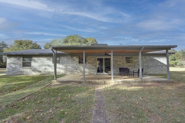 Building Photo - 6503 Chaparral St