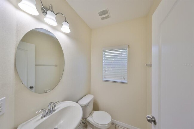 Building Photo - 510 Laguna Mill Dr