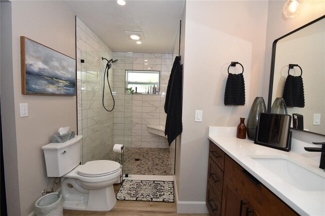 Building Photo - 1 Bedford Dr