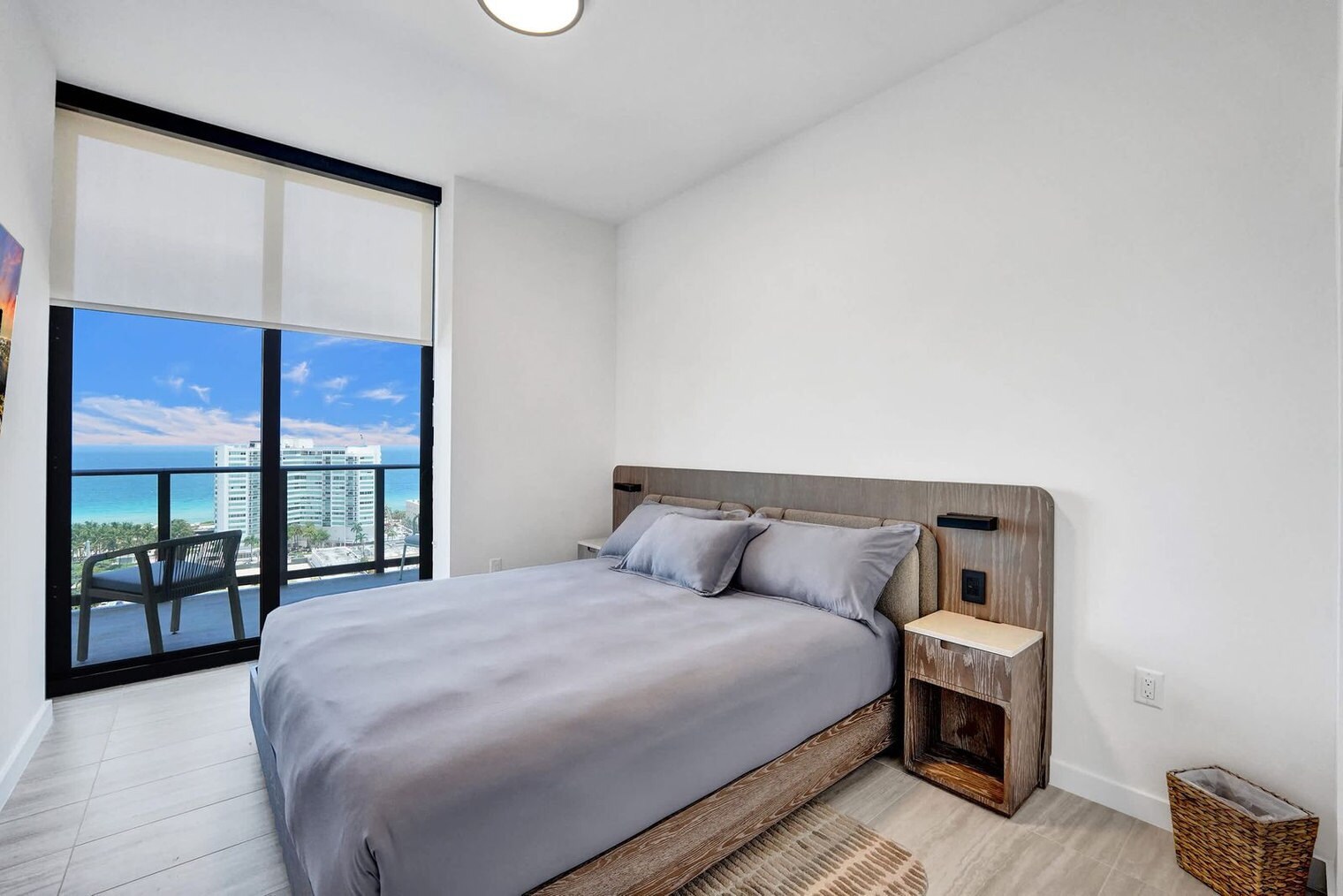 Building Photo - 580 72nd St