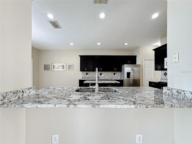 Building Photo - 9551 Bennington Chase Dr