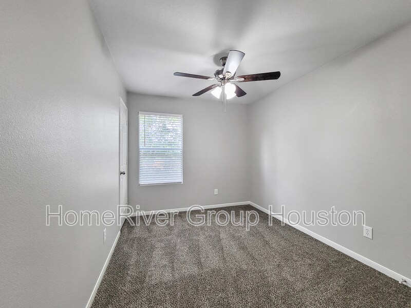 Building Photo - 20843 Fox Cliff Ln
