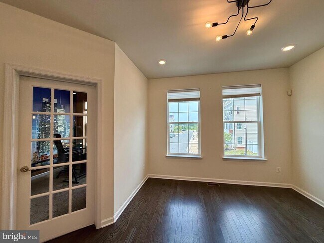 Building Photo - 11007 Blackburn Cove Ln