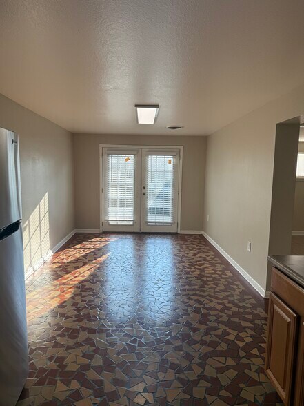 Dining/living area - 2912 Delille St