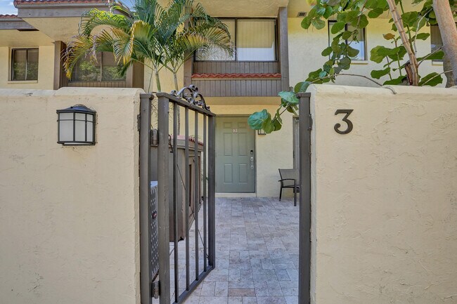 Building Photo - 1330 NW 13th St