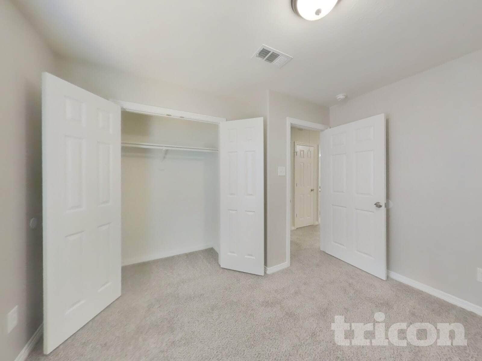 Building Photo - 21214 Peachvine Ln