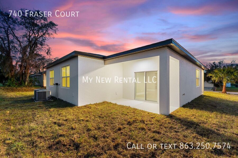 Building Photo - 740 Fraser Ct