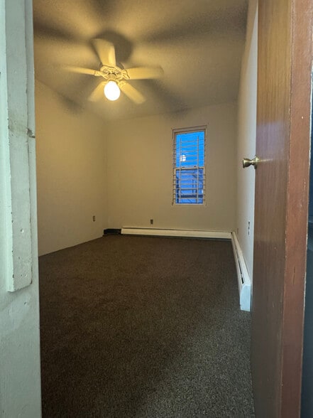 Building Photo - 249 N 11th St