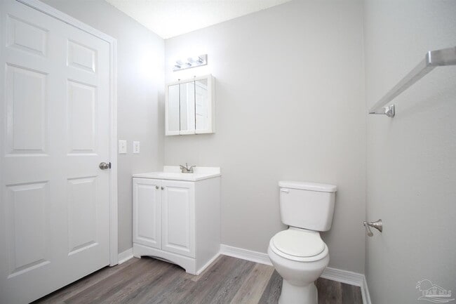 Building Photo - 1927 America Ave