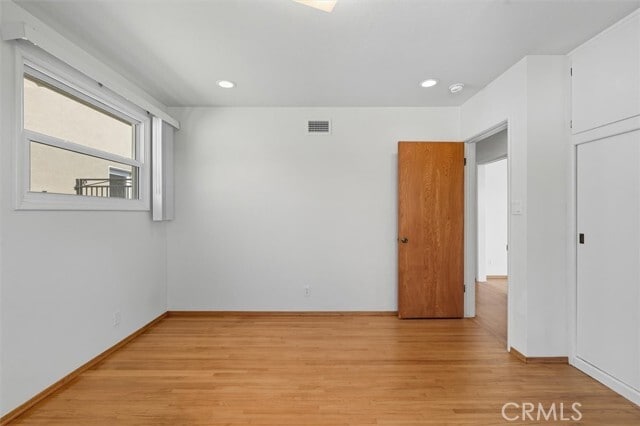 Building Photo - 3644 S Cabrillo Ave