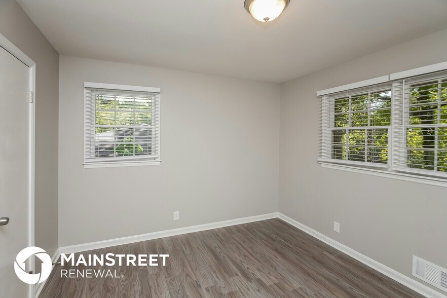 Building Photo - 532 Stonewood Dr