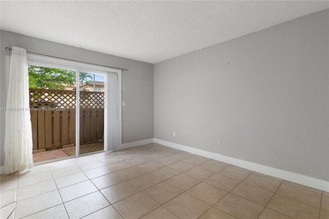 Building Photo - 8600 SW 109th Ave