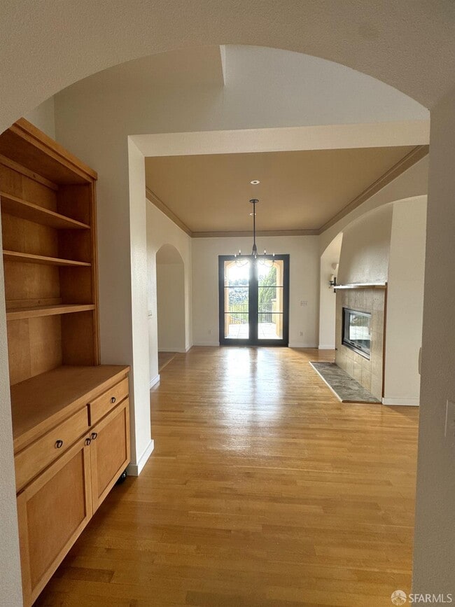 Building Photo - 123 Capricorn Ave