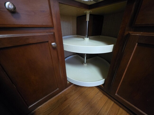 Building Photo - Spacious 4-Bedroom Home for Rent in Kings ...