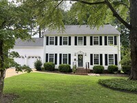 Building Photo - Beautifully Remodeled Colonial in James La...