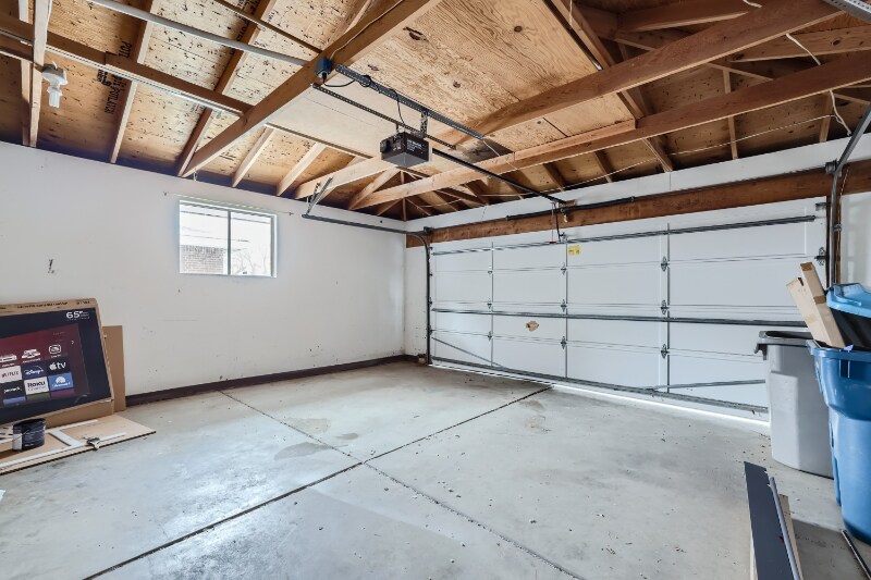 Building Photo - 12556 W 7th Ave