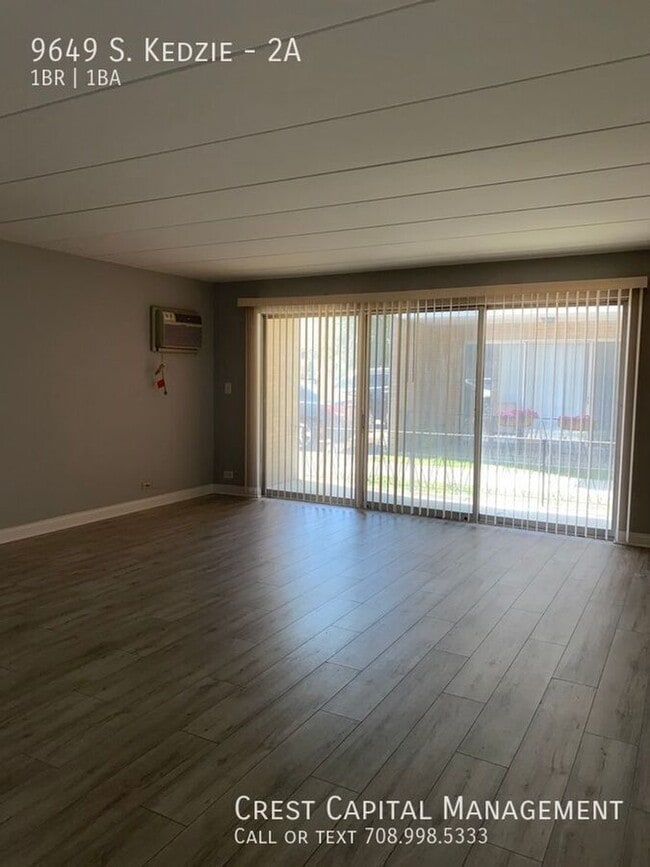 Building Photo - 9655 S Kedzie Ave