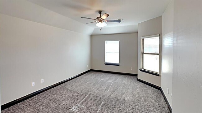 Building Photo - 5717 Gadwall Rd