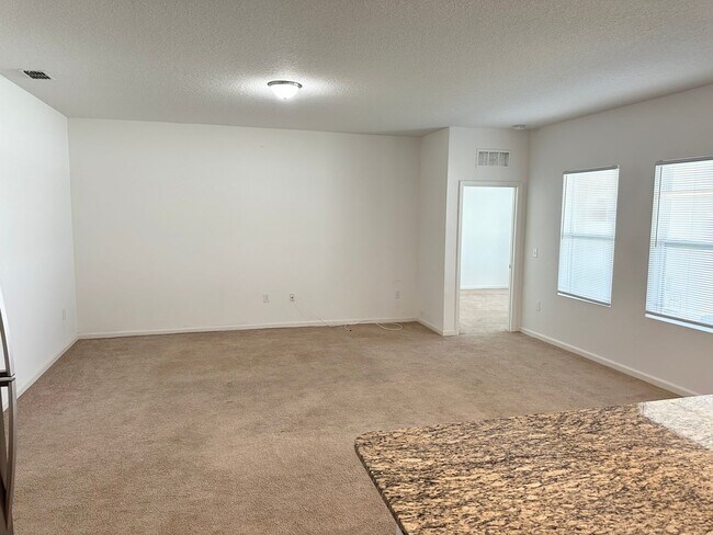 Building Photo - $1,000 Move In Special!!  Private Back Yar...