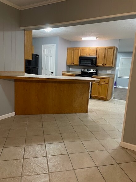 kitchen looking from fireplace room - 147 Longview Dr