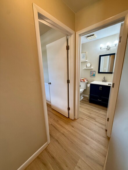 Building Photo - 3551 Timberline Trail