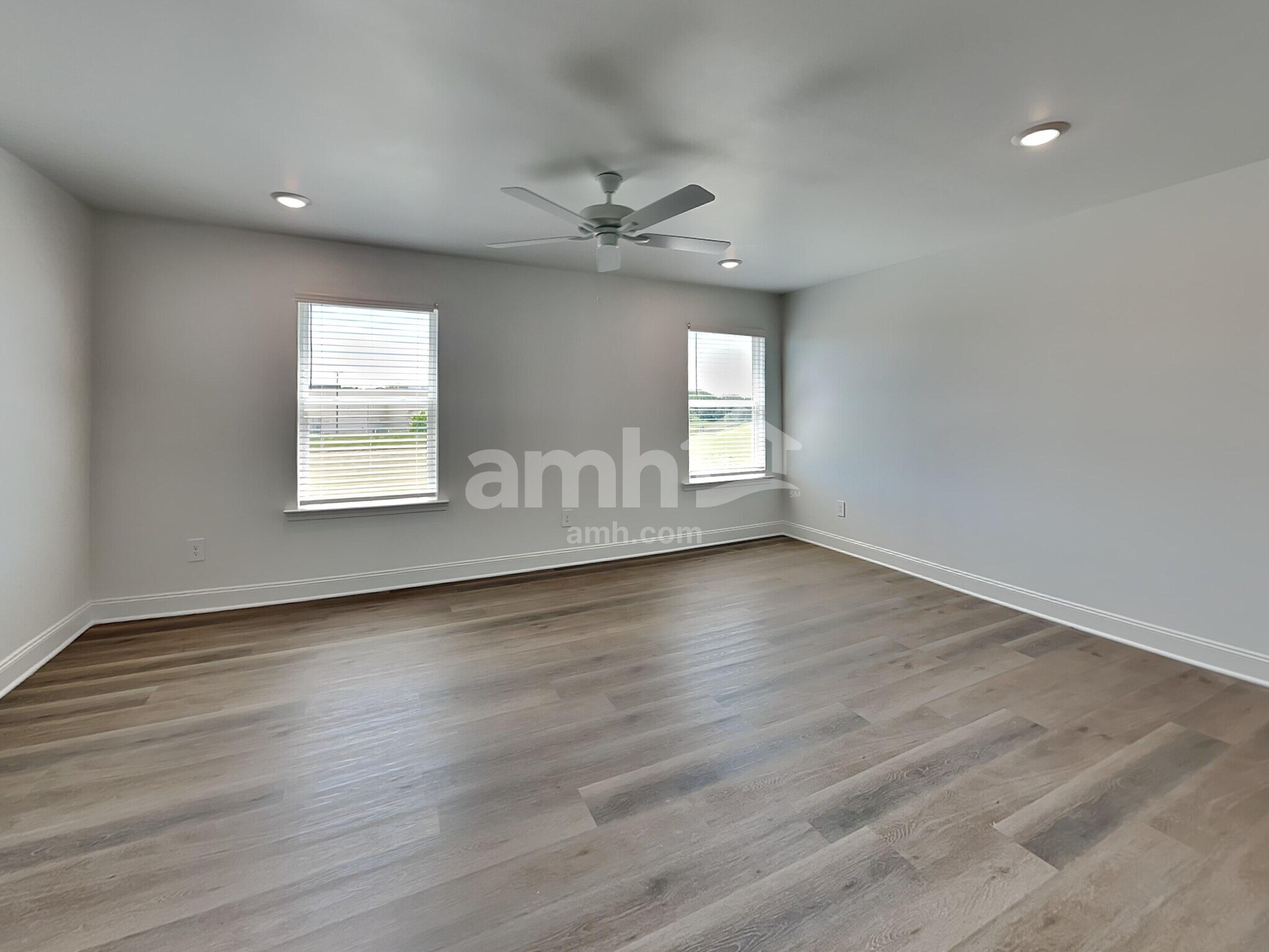 Building Photo - 338 Golucke Wy