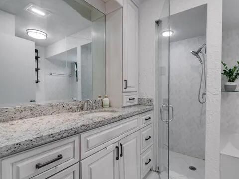 Building Photo - 20851 Boca Ridge Dr N