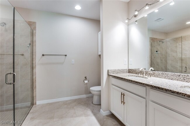 Building Photo - 14533 Edgewater Cir