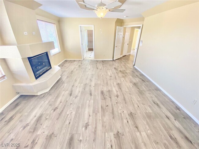 Building Photo - 8482 Canvas Vest Ct