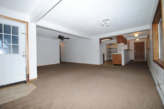 Building Photo - 795 Keeling Rd