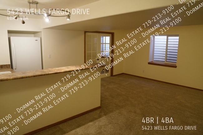 Building Photo - 5423 Wells Fargo Dr W