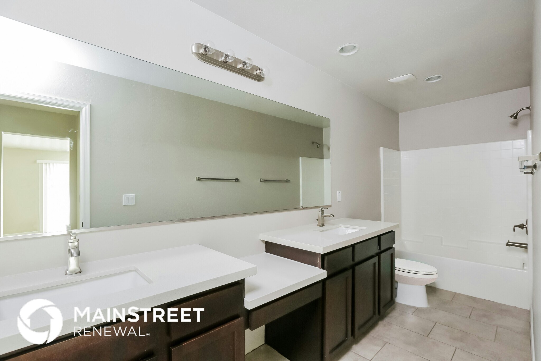 Building Photo - 2000 N 36th St