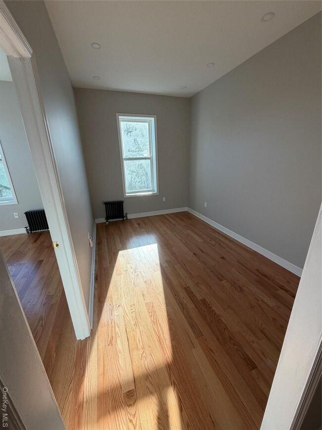 Building Photo - 3728 Paulding Ave