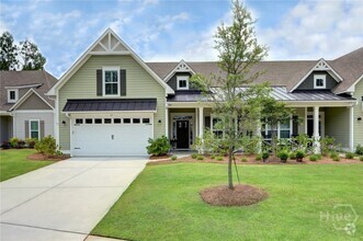 Building Photo - 23 Golf Dr
