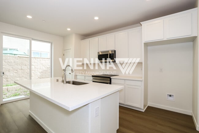 Building Photo - 1172 Bengal Lp