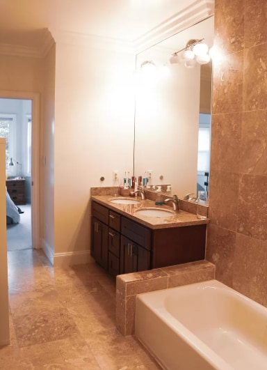Master Bath - 2344 21st Ave
