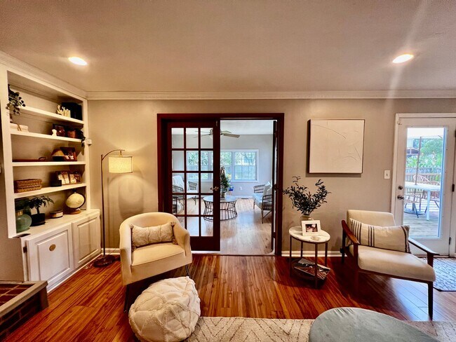 Building Photo - Charming Home in Quiet Salem Woods Cul-de-Sac