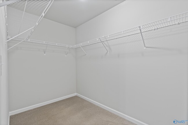 Building Photo - 118 Beaver Brook Pl