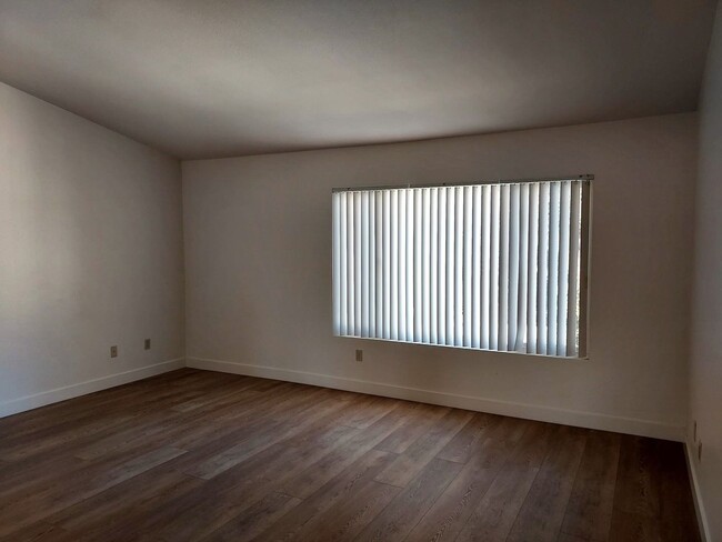 Building Photo - Rancho Penasquitos - 4bed/3bath Single-Two Story Family Home with 2 Car Garage (PRE-LEASING FOR A...